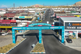 Van oto sanayi sitesi alanı asfaltladı