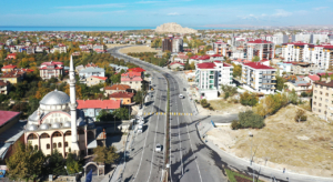 Van'da 30 metre genişliğindeki Hatuniye Caddesi açıldı