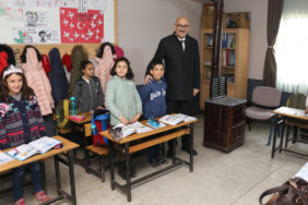 İpekyolu Kaymakamı Aydın, kırsal mahalleleri ziyaret etti