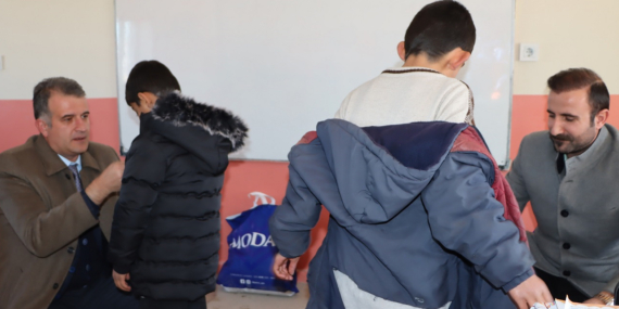 VEDAŞ Her Mevsim Tebessüm ekibinin yeni durağı Van oldu