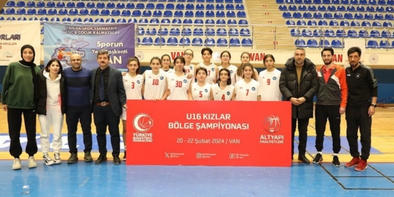 İpekyolu Belediyesi Kız Basketbol takımları şampiyon oldu