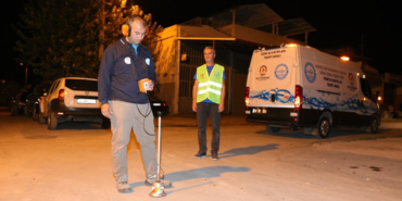 DESKİ su kaçaklarının tespiti için hassas dinleme yapıyor
