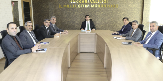 Hakkari İl Milli Eğitim Müdürlüğünde Haftalık Değerlendirme ve Koordinasyon Toplantısı Yapıldı