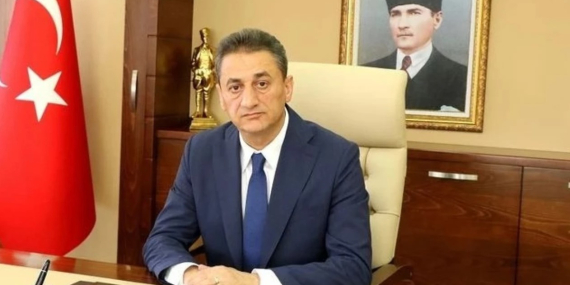 Trafik kazasında hayatını kaybeden Vali Karaömeroğlu için tören düzenlendi